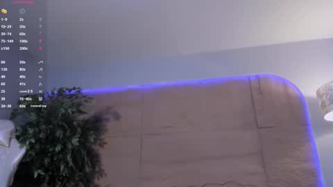 hannahmonttgomery  Help me reach 100 Hands up online show from March 2026 04:13:01 PM