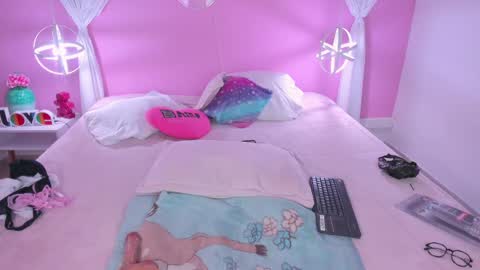 Hannah online show from December 2024 05:33:02 PM