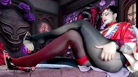 Snapshot of hannalicious4u chatting on March 2025 01:05:01 AM FOLLOW ME INTA MOONXMAFE online show from March 2025 01:05:01 AM