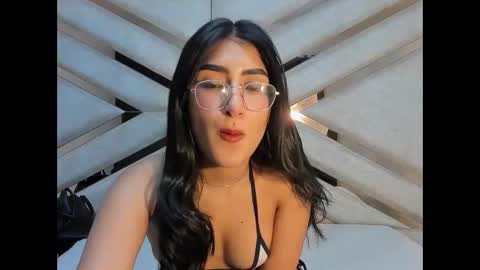 Hanna online show from November 2025 05:07:01 AM