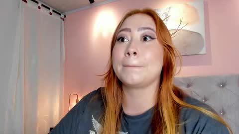hannamartinn_ online show from January 2026 01:55:02 AM