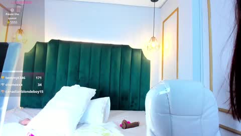 HannaPaola online show from January 2025 10:41:02 AM