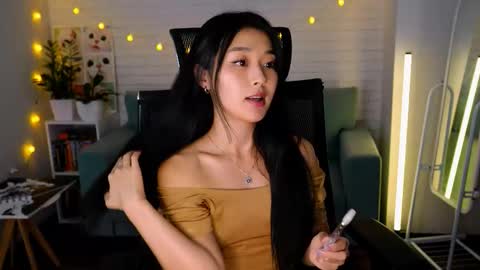 hannarosie online show from September 2025 08:33:02 PM