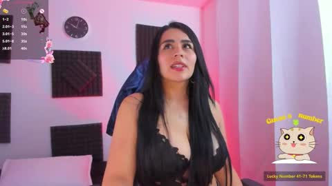 Hanna  online show from November 2025 03:03:02 PM