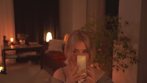 Hanna online show from January 2025 04:19:01 PM