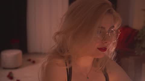 Hanna online show from February 2025 12:41:01 AM