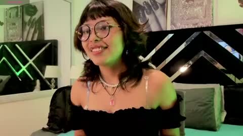 Snapshot of hannita_01 chatting on June 2026 01:13:01 PM hannita_01 online show from June 2026 01:13:01 PM