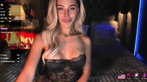 hanny113826 online show from November 2025 03:56:02 PM