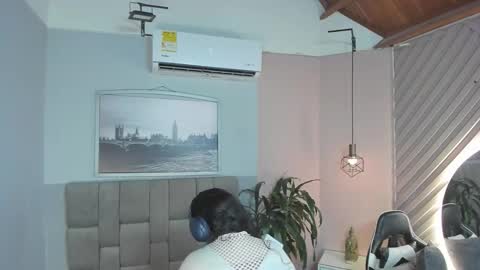 HANNY online show from September 2025 11:21:01 AM