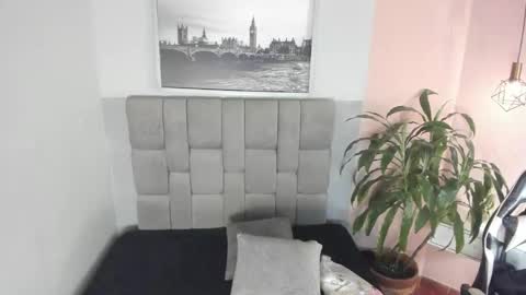 HANNY online show from September 2025 11:22:02 AM