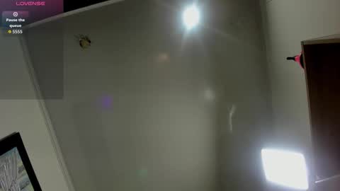 Hanny online show from December 2025 02:40:01 AM