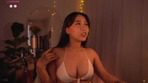 Mizi online show from December 2024 09:46:01 PM