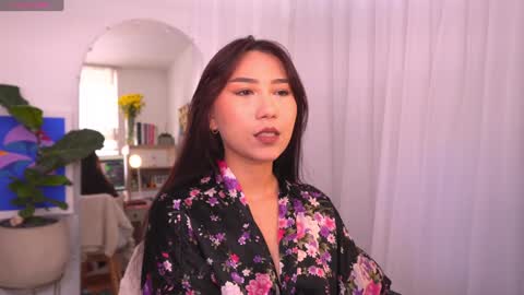 Mizi online show from January 2025 05:09:02 PM