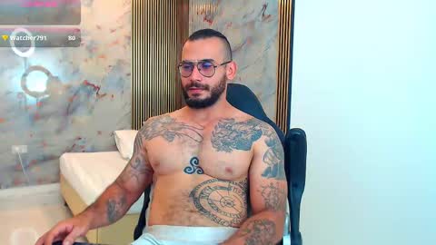 hanz_col online show from February 2025 12:33:01 AM