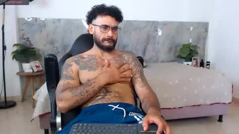 Snapshot of hanz_col chatting on June 2026 05:29:01 PM hanz_col online show from June 2026 05:29:01 PM