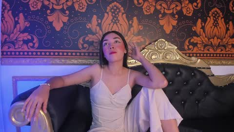 happy_cream_ online show from December 2024 01:33:01 PM