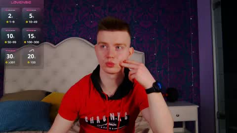 happydeimos online show from April 2026 09:39:01 PM