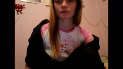 happyemily  online show from February 2026 05:22:02 PM