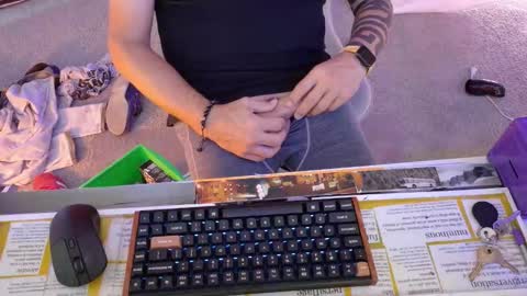 Josh Hamilton online show from November 2025 07:07:02 PM