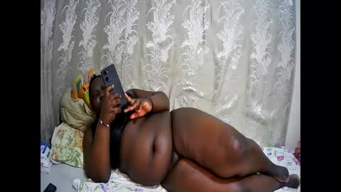 Snapshot of happysonia chatting on September 2025 02:55:02 AM happysonia online show from September 2025 02:55:02 AM