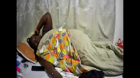 Snapshot of happysonia chatting on September 2025 03:41:02 AM happysonia online show from September 2025 03:41:02 AM