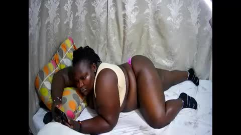 Snapshot of happysonia chatting on November 2025 09:51:02 AM happysonia online show from November 2025 09:51:02 AM