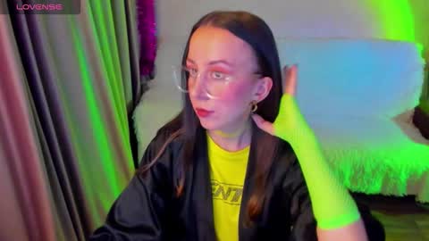 Stephanie online show from January 2026 05:26:01 PM