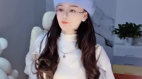 Daisy online show from December 2024 04:20:01 PM