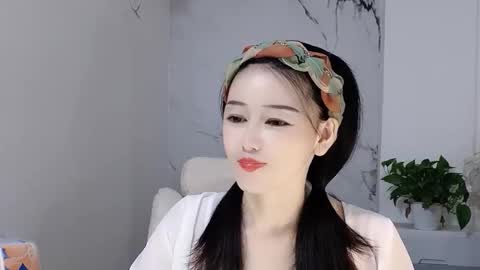 Daisy online show from September 2025 02:44:01 AM