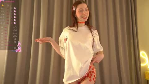 Snapshot of happyvivy chatting on February 2025 08:31:02 AM Vivy online show from February 2025 08:31:02 AM