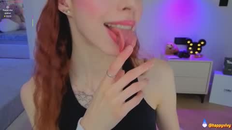 Snapshot of happyvivy chatting on October 2025 09:59:02 PM Vivy online show from October 2025 09:59:02 PM