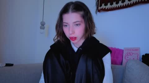 Snapshot of happyvivy chatting on April 2026 11:43:02 PM Vivy online show from April 2026 11:43:02 PM