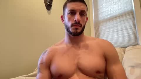 hard_runner_ online show from November 2025 03:34:01 PM