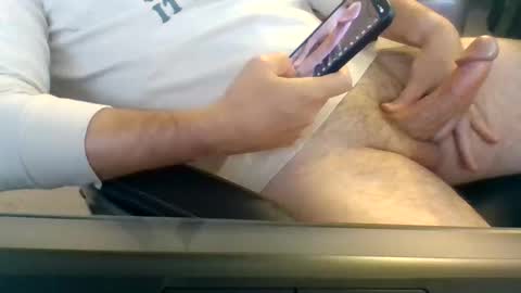 Makeithappen9086 online show from April 2026 01:22:01 PM