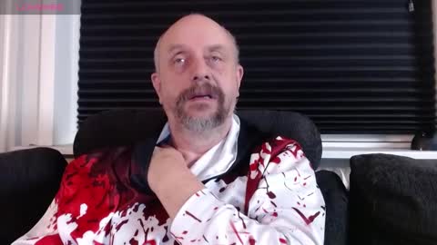 MrLazy online show from December 2024 07:11:02 PM