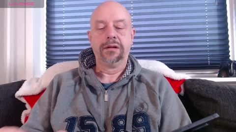 MrLazy online show from January 2025 10:32:01 AM