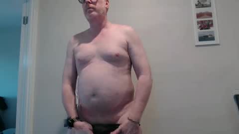 hardyes_indeed online show from September 2025 01:05:02 AM