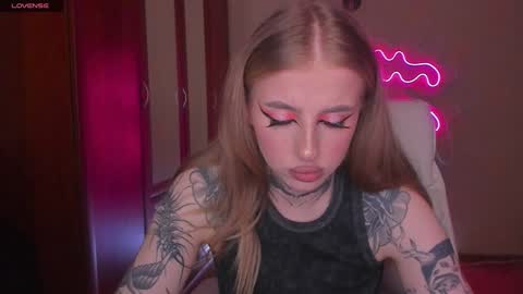 Julia online show from December 2024 05:50:02 AM