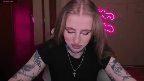 Julia online show from January 2025 05:13:01 AM