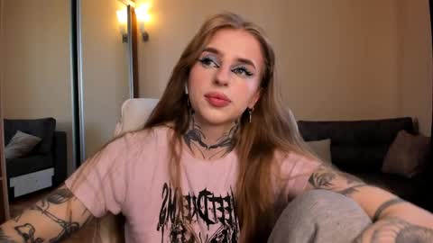 Julia online show from March 2026 05:24:01 AM