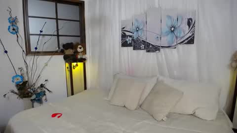 Snapshot of harley_quinns1 chatting on January 2025 12:09:01 AM harley_quinns1 online show from January 2025 12:09:01 AM