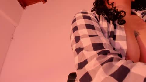 Annie online show from December 2024 12:19:01 PM