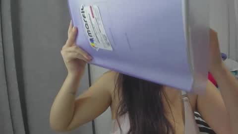 Natii  online show from November 2025 12:00:01 AM