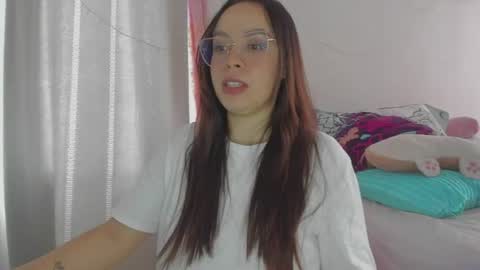 Snapshot of harleynapier chatting on June 2026 03:43:01 PM Natii online show from June 2026 03:43:01 PM