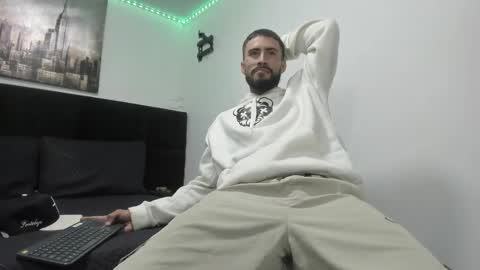 harold_999 online show from October 2025 02:51:02 PM