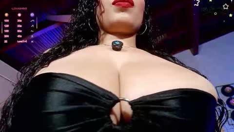 Snapshot of harper_ziu chatting on December 2025 12:23:02 PM harper_ziu online show from December 2025 12:23:02 PM