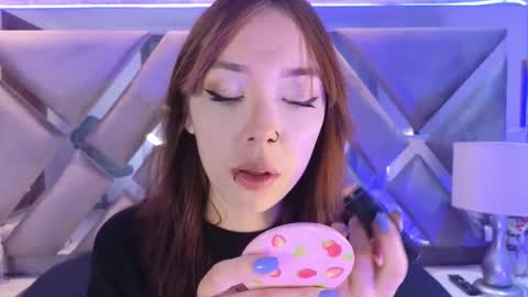 Harper online show from October 2025 08:40:01 PM