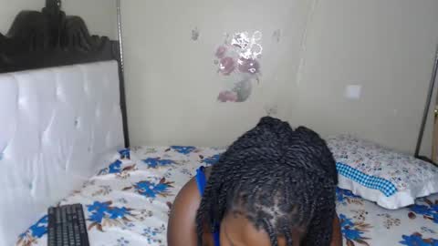 Snapshot of harriegrovin chatting on December 2025 03:20:01 PM Grovin online show from December 2025 03:20:01 PM