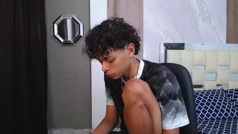 Harry online show from November 2025 09:25:02 PM