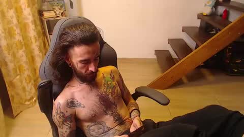 OMAR online show from January 2025 01:18:02 AM